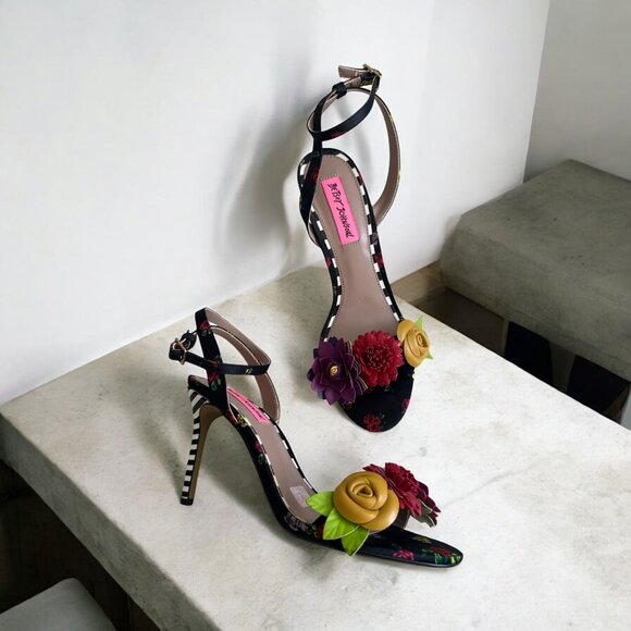 BETSEY JOHNSON Floral Multicolor Ankle Strap Heels Size 7.5 - Picture 1 of 10